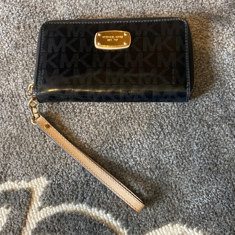 MK Wristlet
